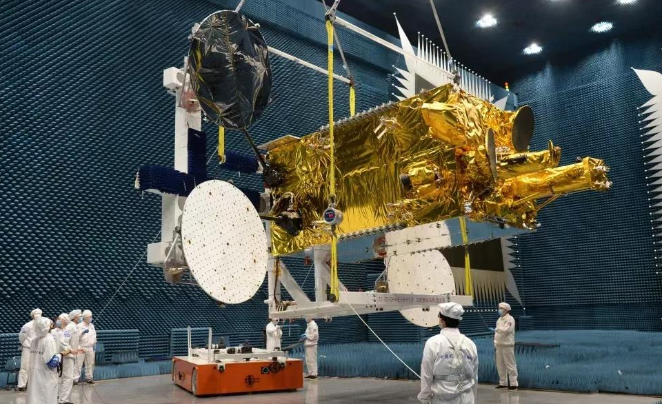 GPS时钟服务器,带给您更可靠的矿场时间同步服务